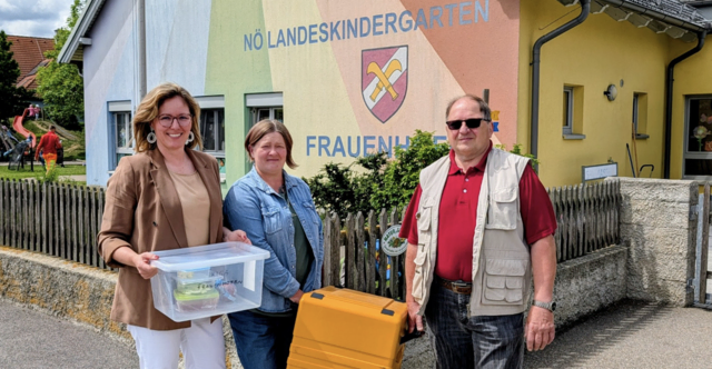 Ehrenamtliche leifern das Mittagessen in Kindergarten und Volksschule - damit kann das Essen weiterhin günstig angeboten werden. | Foto: Gemeinde Sankt Bernhard-Frauenhofen