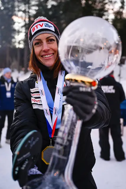 Bleibt dem Eiskanal treu: Olympiasiegerin Janine Flock geht in ihre 17. Skeleton-Weltcupsaison. | Foto: IBSF