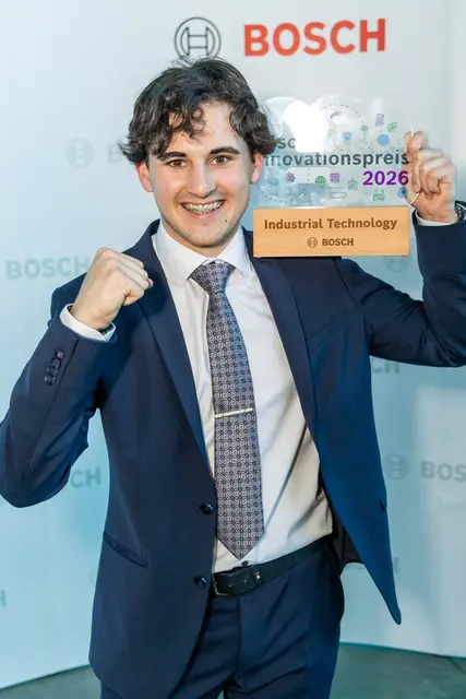 Moritz Hajek von der HTL Braunau sicherte sich den Sieg in der Kategorie „Industrial Technology“. | Foto: Bosch/Christian Husar