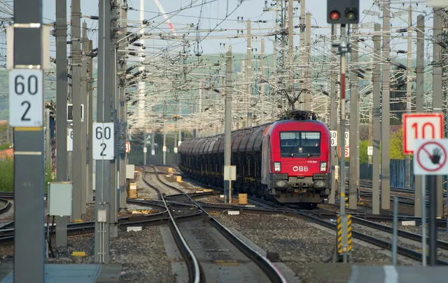 Bauarbeiten in Deutschland haben Auswirkungen auf den Bahnverkehr im Flachgau. | Foto: ÖBB/Thurnher