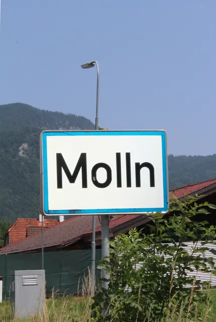 Auf der L1325 Mollner Straße werden in Molln bei km 8,250 sowie km 13,600 notwendige Instandsetzungsarbeiten durchgeführt.  | Foto: MeinBezirk OÖ/Weymayer