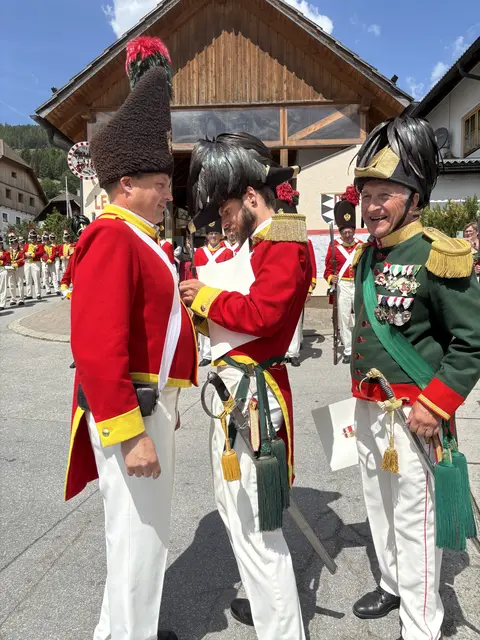 In Lessach wurden am 31. Mai 2026 verdiente Mitglieder der Historischen Schützenkompanie geehrt. | Foto: Hist. Schützenkompanie Lessach