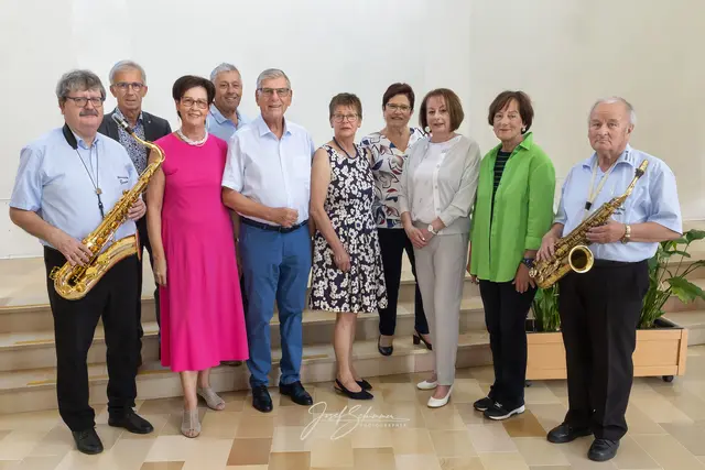 Leopold Hager, Josef Schimmer, Hermine Eidelpes, Hannes Sigl, Herbert Eidelpes, Beate Sigl, Marianne Pleyel, Ilse Goisauf, Christine Krames Herbert Schwendt.
 | Foto: Josef Schimmer