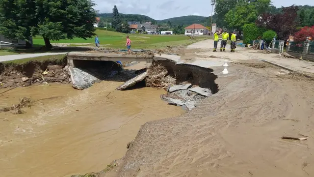 Rückblick Juni 2024: Schwere Schäden an Brücken und Straßen in Wiesfleck | Foto: Stadtfeuerwehr Pinkafeld