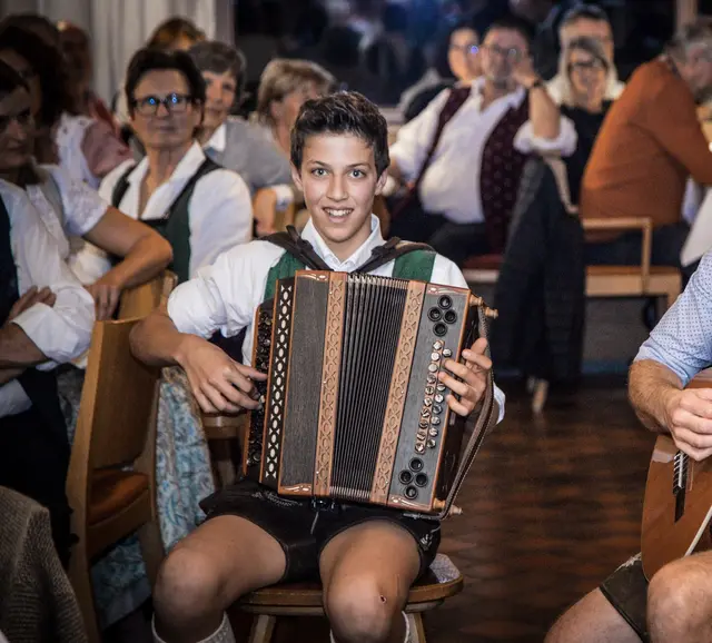 Auch ein Abend voller Akkordeon-Musik wartet zum Jubiläumsabschluss.  | Foto: LMS Stubaital