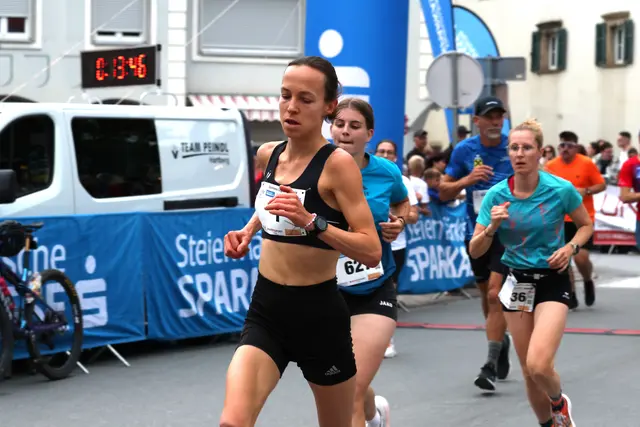 Julia Bruhn