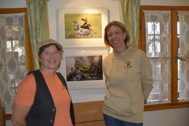 Rebekka Pallitsch und Sandra Karacsony zeigten die "Bremer Stadtmusikanten" und den "Froschkönig". | Foto: MeinBezirk/Michael Strini