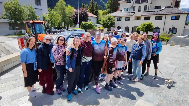 DIe Radtour „Zwei Lächeln auf großer Tour“ machte Halt im Wipptal.  | Foto: FWZ Wipptal