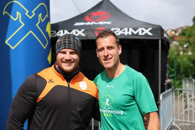 Alexander Peböck, Obmann Verein "Nimmerallein", mit Daniel Rosinger vom Team Schwammerling-Trail | Foto: Zuschrader
