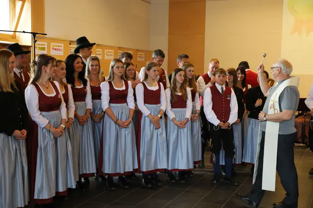 Segnung der neuen Tracht | Foto: Stefan Schuch