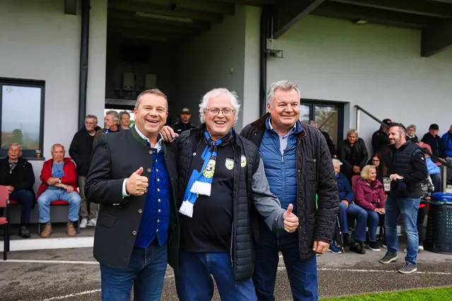 Ansfeldens Bürgermeister Christian Partoll und Obmann Gerhard Petermandl mit Landesrat Günther Steinkellner. | Foto: Reischl