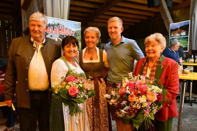Zum Jubiläumsfest ist auch LH Stv. Manuela Khom gekommen. | Foto: Anita Galler