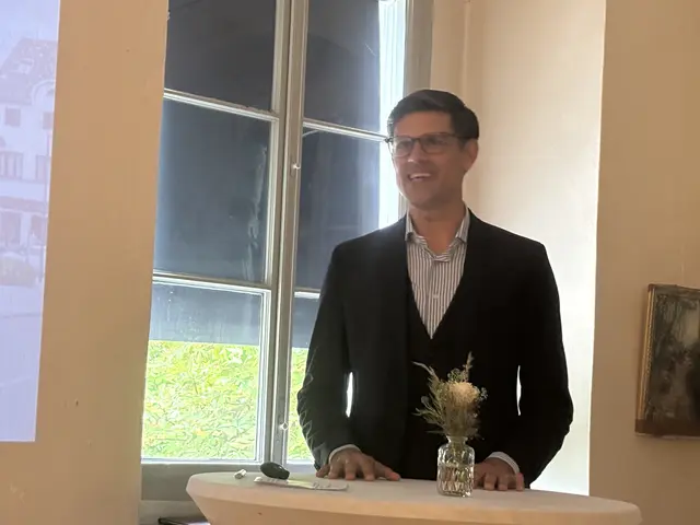 Stefan Wöhrer sprach über die medizinische Bedeutung des Ehrenamts. | Foto: Schauer