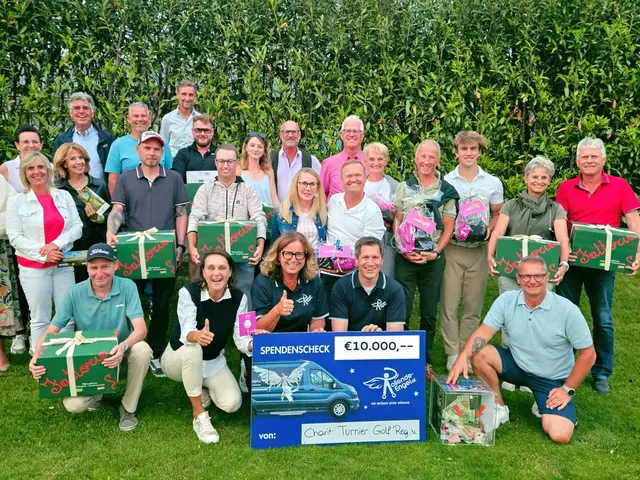 Sandra Hawle konnte einen großzügigen Spendenscheck an den Verein Rollende Engel überreichen. | Foto: Verein Rollende Engel