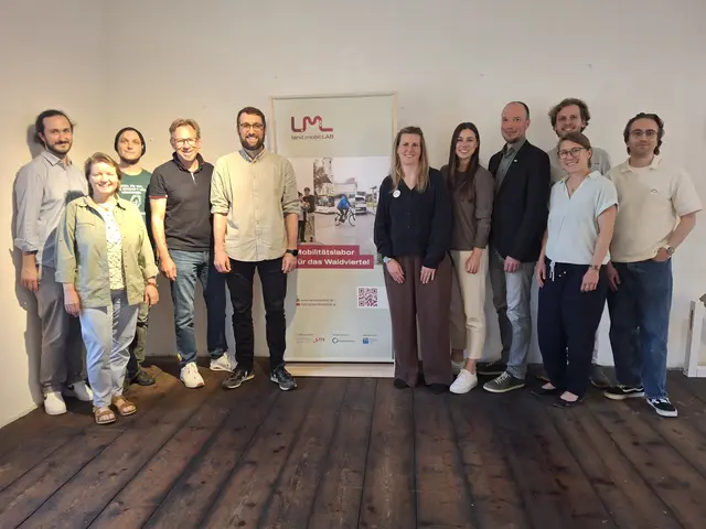 Die zweite Veranstaltung der Reihe "MObilitätsMOntag" fand in der Textilfabrik Hirschbach zum Thema Carsharing statt. | Foto: Gottfried Brandner