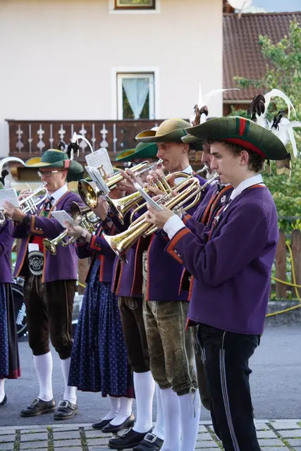 Die Musikkapelle Völs begleitete die Messe.  | Foto: AMG