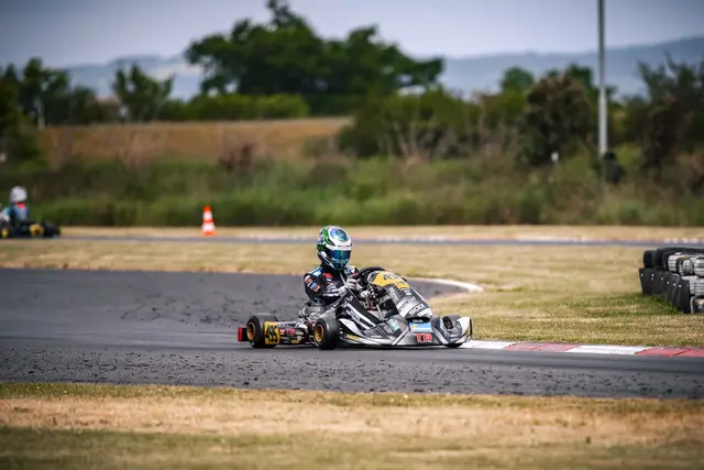 Als Gaststarter in der IAME Serie Germany in Wackersdorf ließ der Peuerbacher der Konkurrenz keine Chance und feierte am Ende einen souveränen Sieg. | Foto: Kirkby