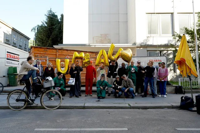 Die Initiative "Allianz für Substanz" protestiert gegen den bevorstehenden Abriss der ehemaligen Abendschule der AK Wien. | Foto: zVg