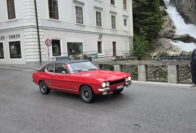 Von seltenen Modellen bis hin zu liebevoll restaurierten Fahrzeugen spiegelte die Ausstellung mehr als 60 Jahre Automobilgeschichte wider. | Foto: Hotel Mozart
