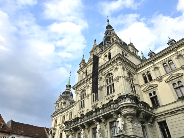 TRAUER, GRAZ