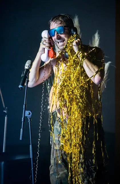 Grenzenlose Energie im Greith Haus: Schauspieler Philipp Hochmair begeisterte in St. Ulrich mit einer packenden Performance zwischen Dichtung und Wahrheit. | Foto: Ukrike Rauch