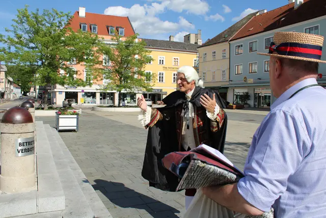 "Hofmeister" des kaiserlichen Hofes: Klaus Leitgeb über Hochzeiten, Organisation und Bezahlung am Kaiserhof. | Foto: Schauer