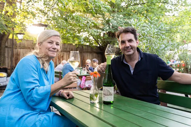 Der Heurigen Kierlinger lädt wieder in seinen Gastgarten.  | Foto: Kierlinger