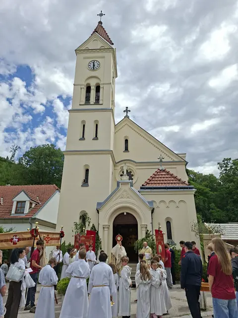 Die Kirche von Wolfgraben ist dem Herzen Jesu geweiht. | Foto: Anton Lutsch
