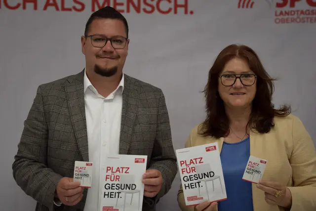 Thomas Antlinger und Sabine Engleitner-Neu bei der Kampagnenpräsentation in Wels. | Foto: SPÖ OÖ/Mayr