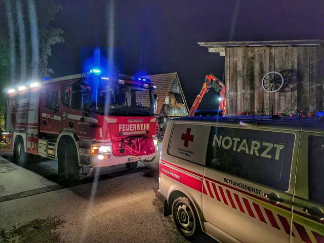 Die Einsatzkräfte retteten in Ligist in der Nacht ein Menschenleben. | Foto: M. Hausegger/Rotes Kreuz Stmk.