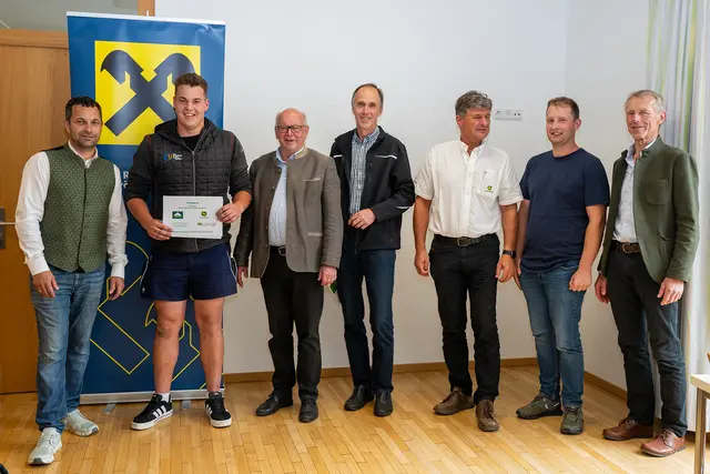 Den Sieg in der Einzelwertung holte sich Fabian Schaupp (2. von links) von der Landwirtschaftsschule Schlierbach. | Foto: Franz Braunsberger
