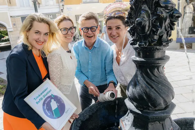 Stadtmarketing-Obfrau Ulrike List, Bürgermeisterin Carmen Jeitler-Cincelli, Gerfried Koch (Leiter Abt. Energie, Klima und Umwelt) sowie Dolores David-Fromm (Leiterin WirtschaftsService Baden). | Foto: 2026psb/c.kollerics