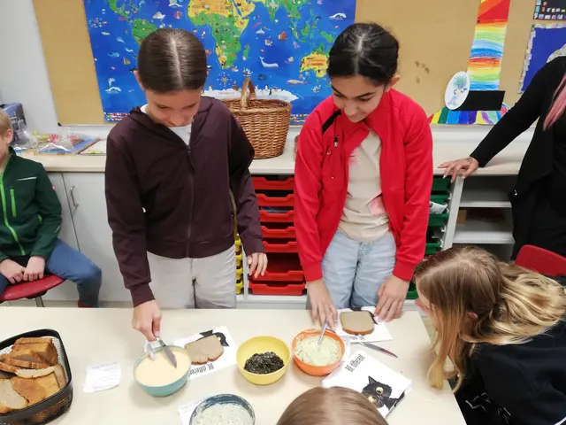 Eine kulinarische Reise rund um den Globus ließ die Schülerinnen und Schüler mit allen Sinnen fremde Länder entdecken und neue Geschmäcker erleben. | Foto: VS