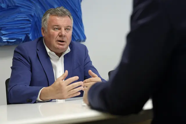 Verkehrslandesrat Günther Steinkellner: "Politik ist ja kein Kindergarten, und es gibt etwa genug Angriffe von VP-Bürgermeistern gegen mich und Angriffe der oberösterreichischen VP auf FP-Bundespolitiker."  | Foto: Land OÖ/Daniel Kauder