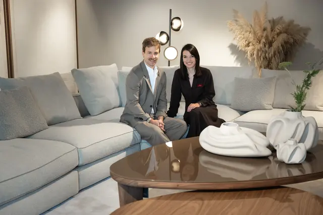 Michael Fladenhofer von Flexform und Magdalena Bortolotti