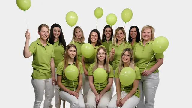 Das Team der Apotheke im Pro freut sich auf die Eröffnung der neuen Räumlickeiten im PRO Einkaufszentrum. | Foto: Wolfgang Lehner