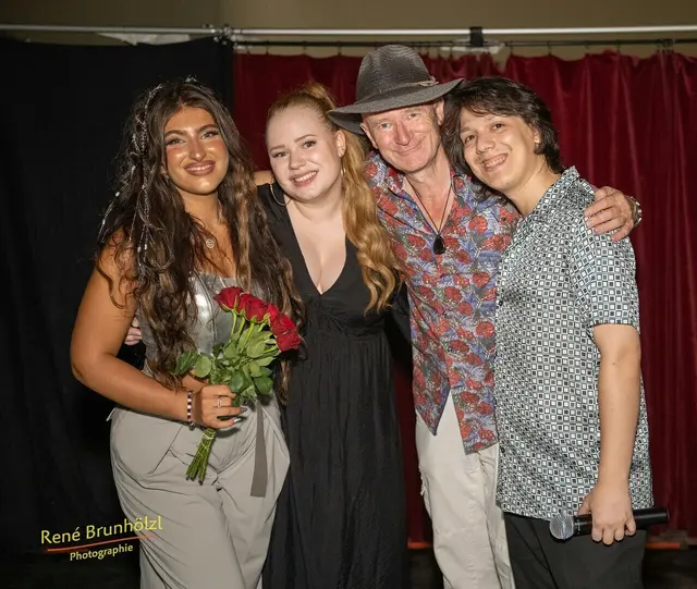 Bühnenstars: Setareh Eskandari, Stella Kranner, Gernot Kranner und Stefan Eigner (v.l.). | Foto: René Brunhölzl