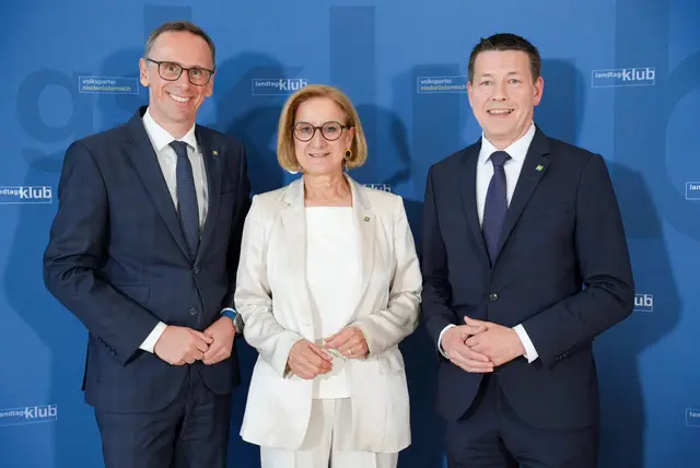 Jochen Danninger, Landeshauptfrau Johanna Mikl-Leitner und Klubobmann Kurt Hackl. | Foto: ÖVP NÖ