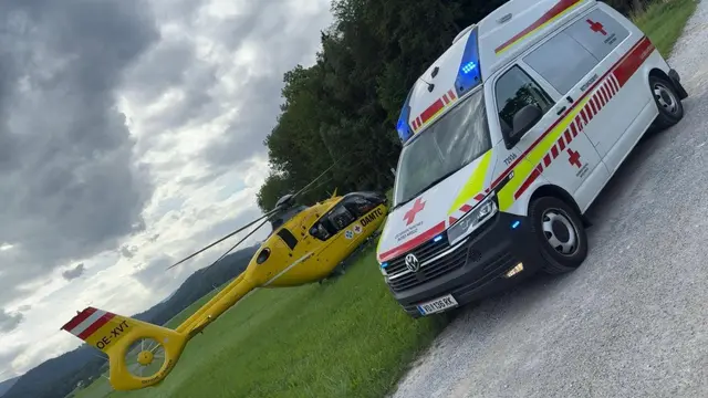 Der Rettungshubschrauber und das Rote Kreuz Voitsberg-Köflach waren in Bärnbach im Einsatz. | Foto: Zwanzger/Rotes Kreuz Stmk.