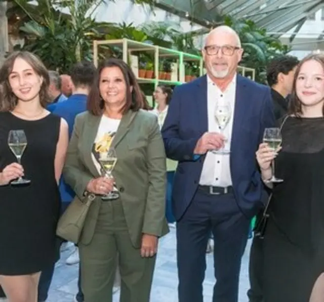 Marlene Winkler, Katrin Huber, GF Bernhard Schneider, Anna Liebhart (v. li.). | Foto: leadersnet.at/D. Mikkelsen