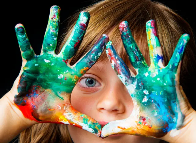 Die Galerie II präsentiert von 24. bis 30. Juni die interaktive Ausstellung "Unsere Stadt aus Sicht der Kinder". (Symbolfoto) | Foto: Stock Adobe/Vera Kuttelvaserova 