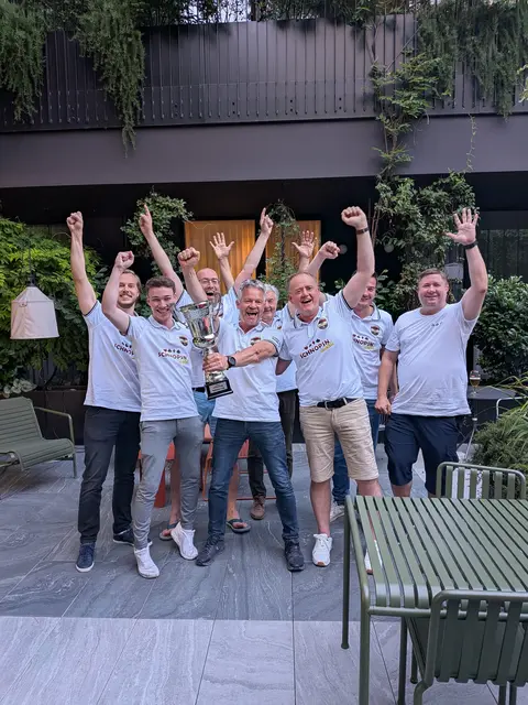 Das österreichische Nationalteam nach dem Sieg 2025. | Foto: schnopsn.com