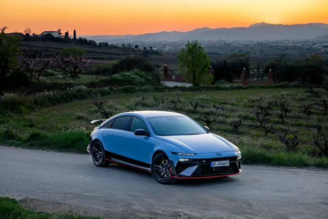 Die Hyundai Ioniq 6 N Launch Edition mit 650 PS ist limitiert auf 35 Einheiten in Österreich – mit einem Sound, der vergessen lässt, dass kein Verbrenner darunter steckt.  | Foto: Hyundai