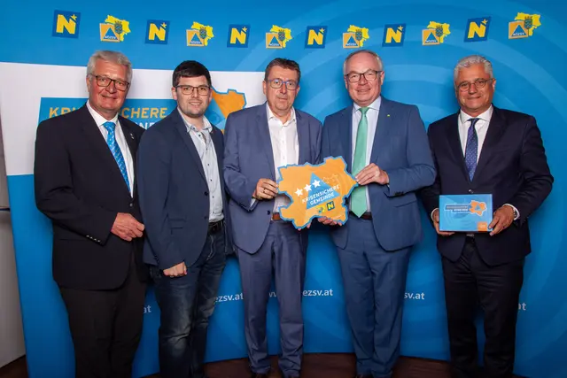 Kirchschlag wurde mit 3 Sternen als "Krisensichere Gemeinde ausgezeichnet". | Foto: noezsv