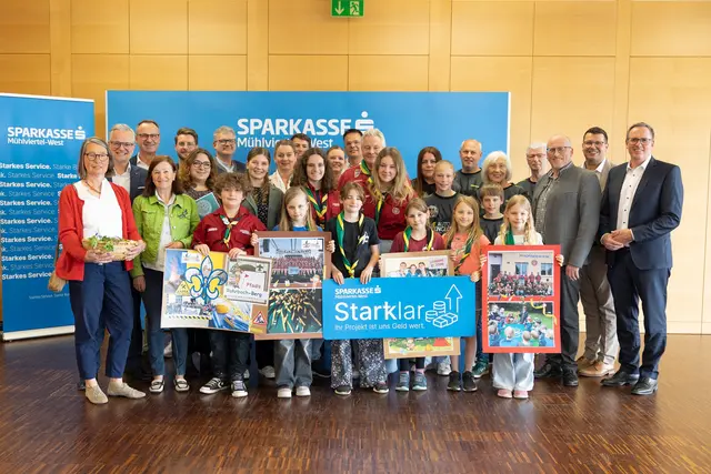 Insgesamt 10.000 Euro gab es für die Pfadfinder Rohrbach-Berg und das Orchester Kunterbunt. | Foto: SMW
