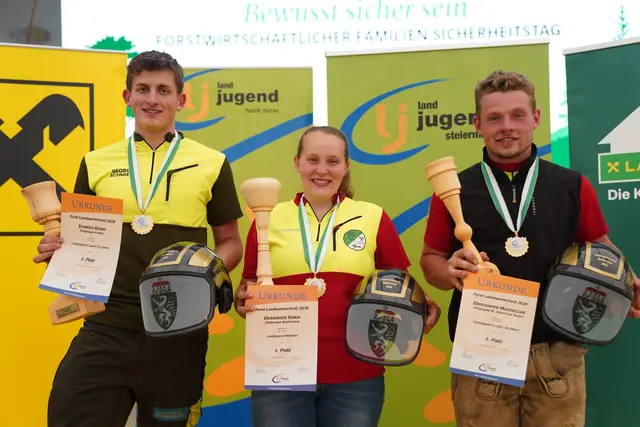 Die diesjährigen Landessieger:innen (v.l.): Georg Schmied, Sonia Grassauer, Maximilian Eberdorfer). | Foto: Landjugend Steiermark