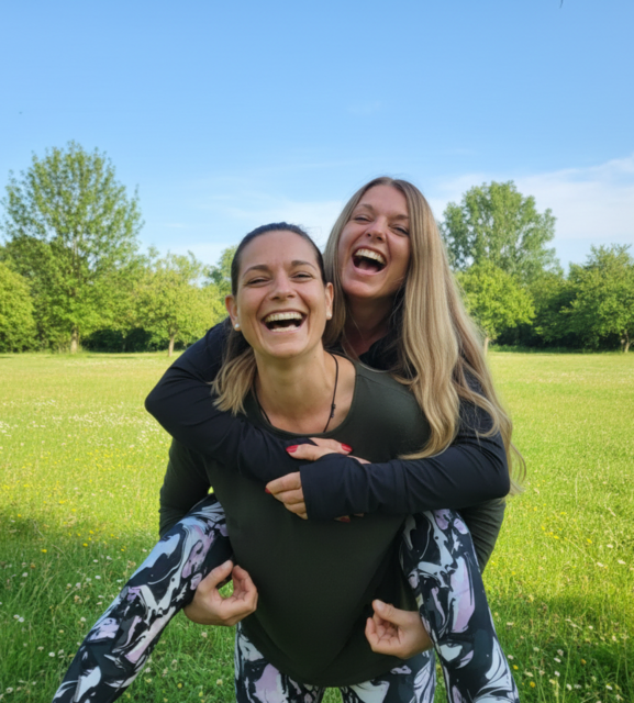 Mutter und Tochter - Gaby und Dani – betreiben den Store mit ganz viel Know-How, Herzblut und Leidenschaft. | Foto: I-Tüpfchen