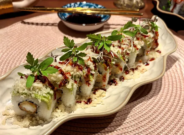 Das „Alpin Sushi“ verbindet Japan mit der Region. | Foto: Zum Goldenen Hirschen