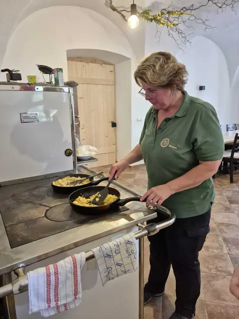 Flößernockerlköchin Traude