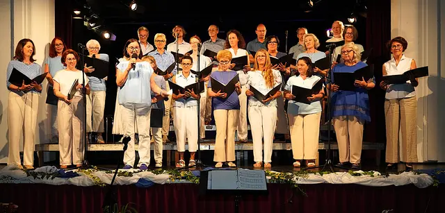 Der Stadtchor Fürstenfeld widmete sein Konzert im heurigen Jahr mit Liedern von Traditionals bis Popsongs dem Thema "Luft". | Foto: Waltraud Wachmann